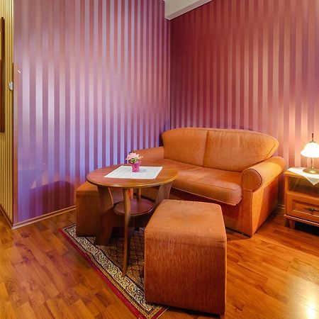 Hotel Tevel Sladkovicovo Екстер'єр фото