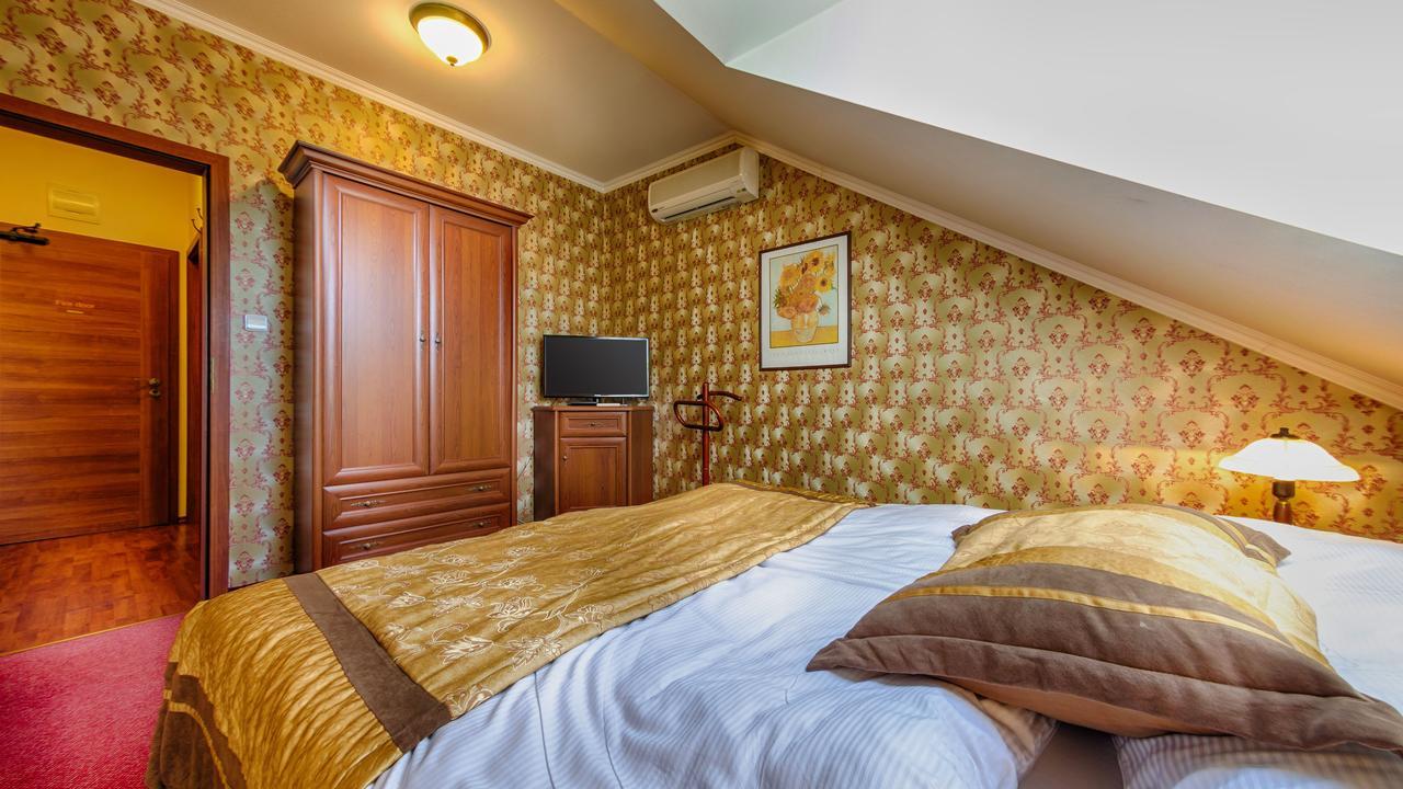 Hotel Tevel Sladkovicovo Екстер'єр фото