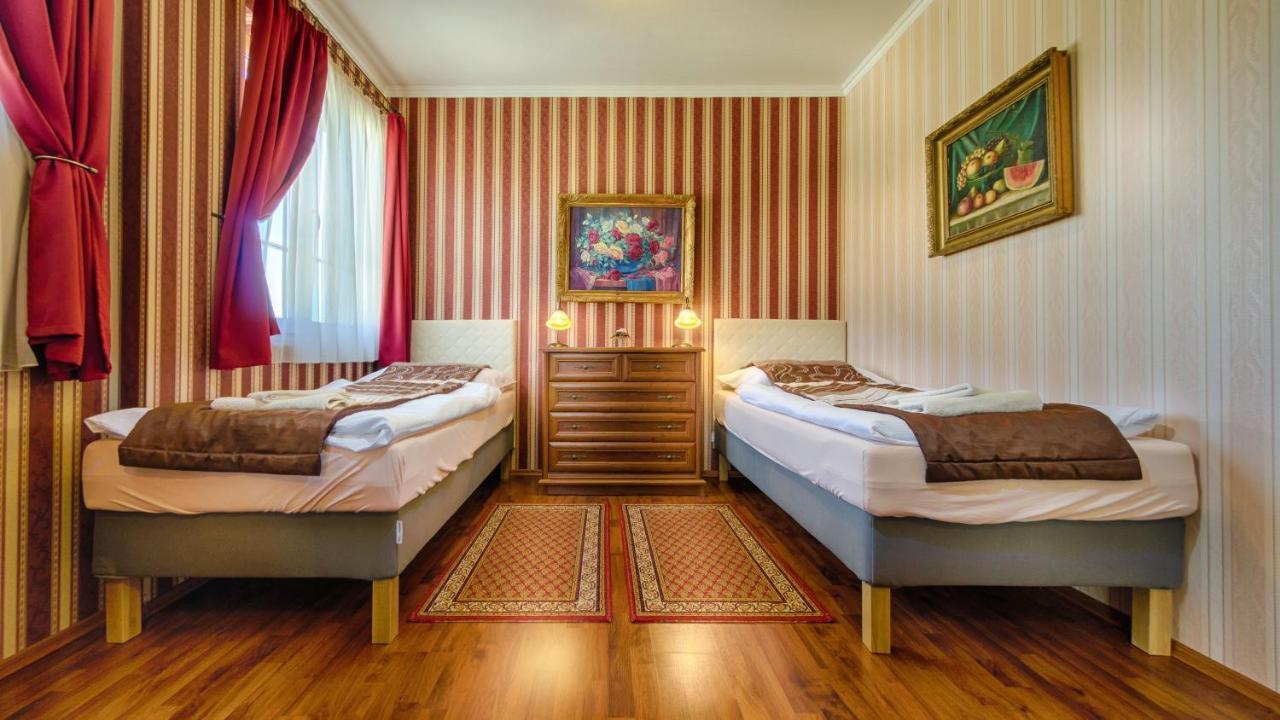 Hotel Tevel Sladkovicovo Екстер'єр фото
